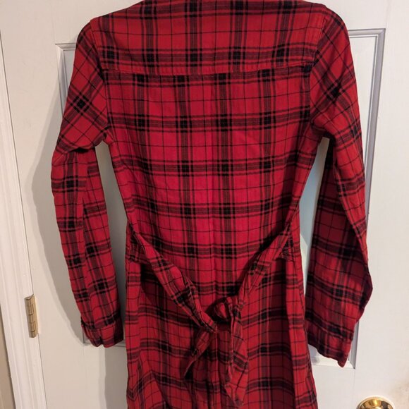 Abercrombie & Fitch Red & Black Plaid Long Flannel Shirt with Ties Ladies sz XS - Picture 5 of 6
